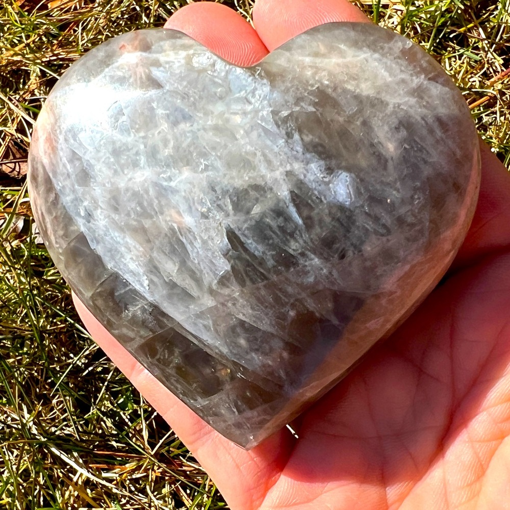 Gray/Black Moonstone Heart Stone